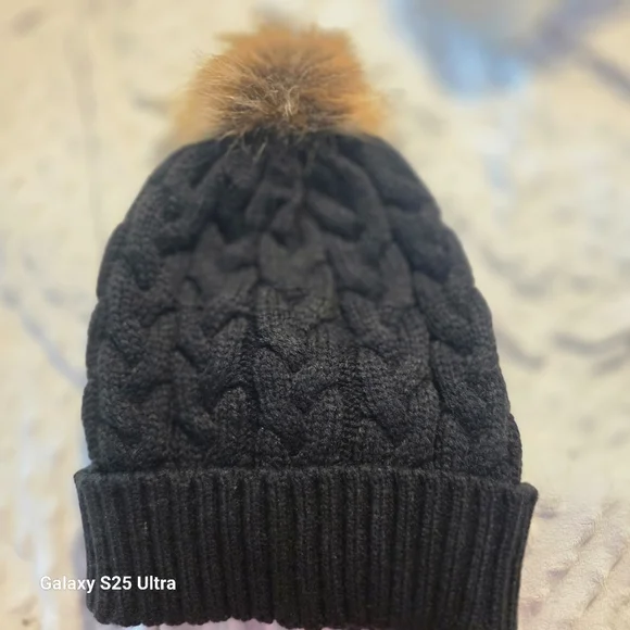 Winter Hat - Picture 3 of 10